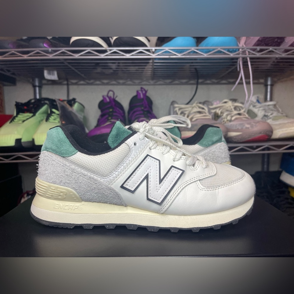 New Balance 574 Men’s White Green U574VX2 Size 7